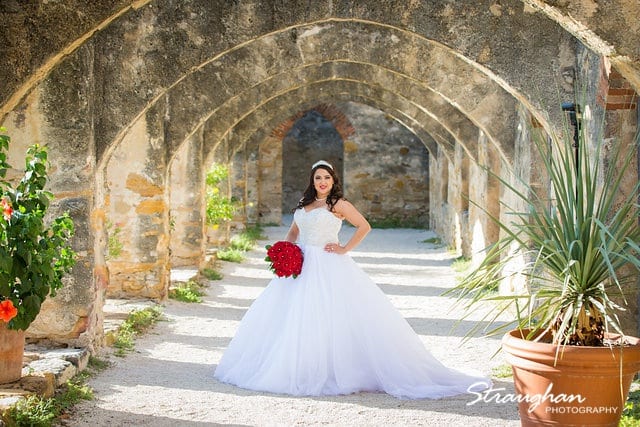 bridal session at the missions in san antonio