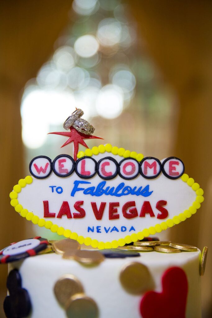 Vegas grooms cake