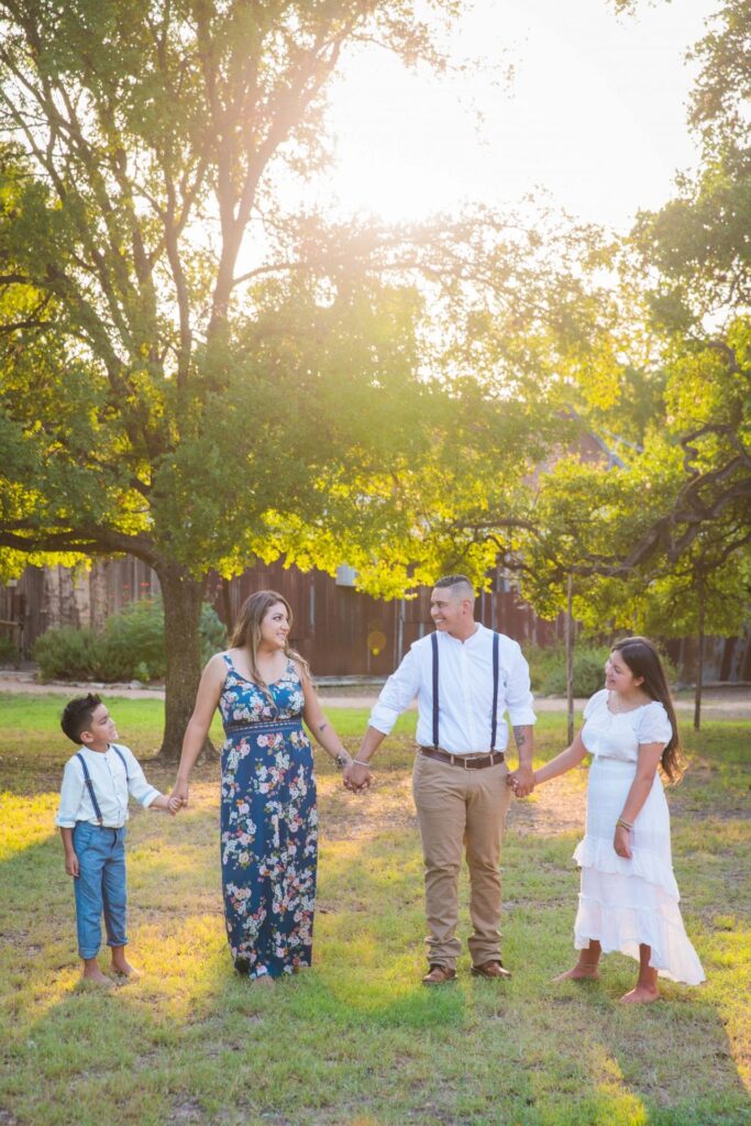 Ashley and Andy's engagement session Gruene trees family