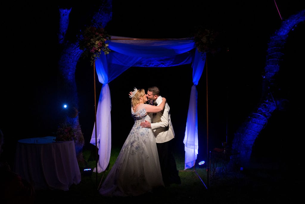 Lisa and Michael Wedding at the Veranda kiss at wedding