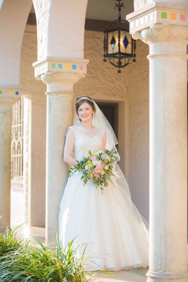 McNay Art Museum, San Antonio wedding bride leaning on the pillars