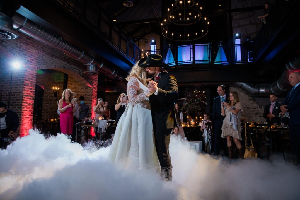 Podraza wedding at park 31 first dance on a cloud