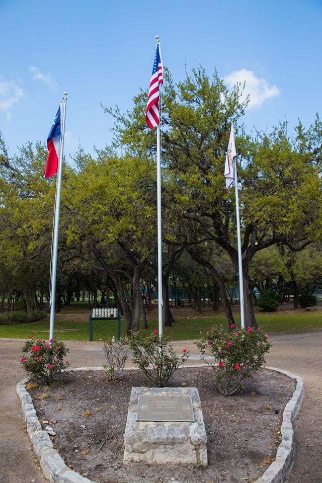 Dominion country club flags