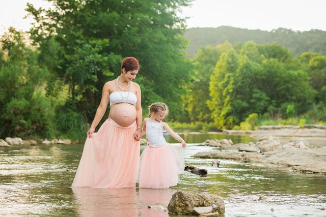 Monique's Maternity session with Sydney in blush