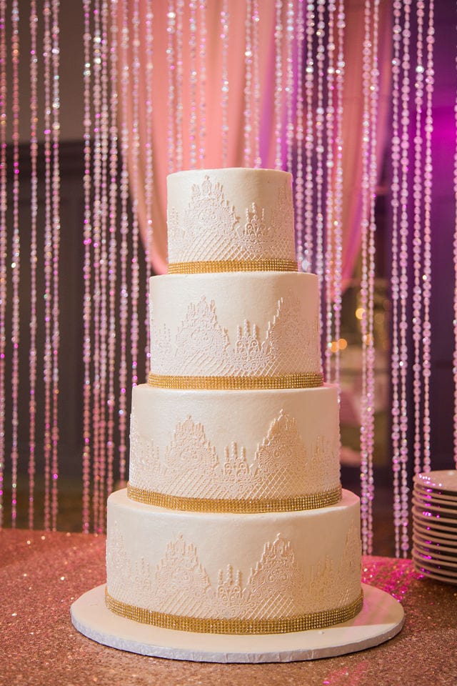 Spenser wedding San Antonio the Menger bride's cake