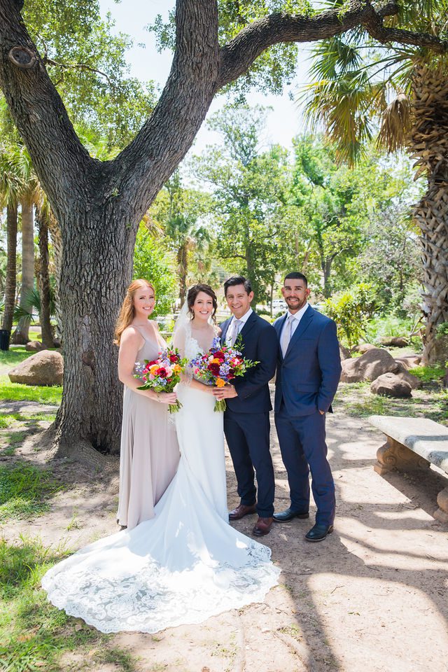 Anne wedding at the McNay bridal party photos