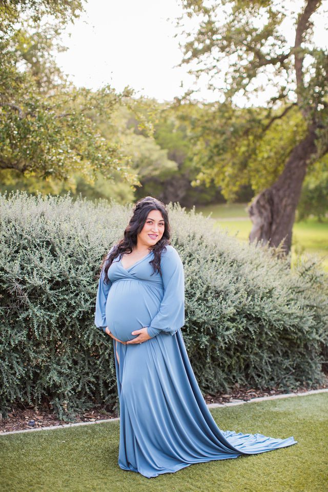 Emilia maternity session Kendall Pointe on the green