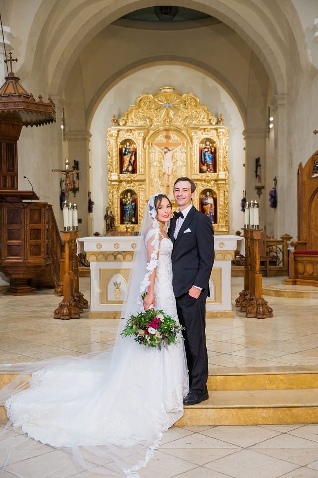 Jacob and Alex's traditional wedding portrait at San Fernando Cathedral