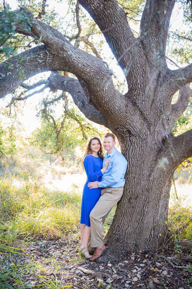 Coltan and Stephanie engagement Cibolo Natural Area under the tree
