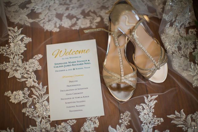 Stephanie's wedding at the Kendall Inn in Boerne invite and shoes