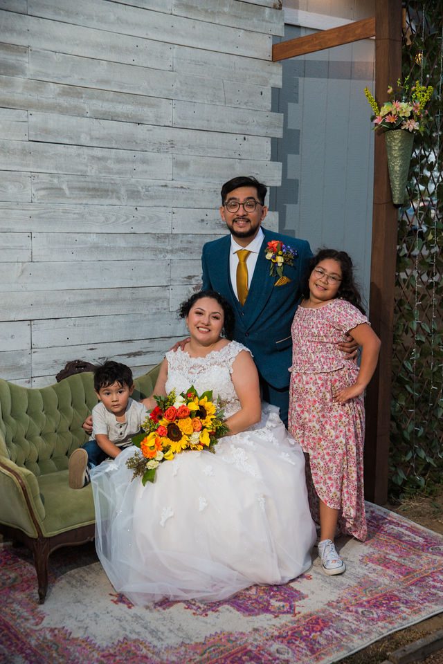 The Cruz-Martinez wedding reception in San Antonio family portrait