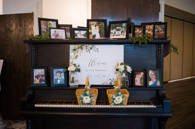 Olsen wedding Boerne at the Kendall the piano decorated