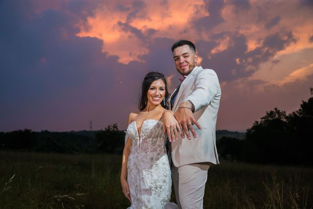 Hollubs wedding at Geronimo Oaks in San Antonio sunset couple portrait