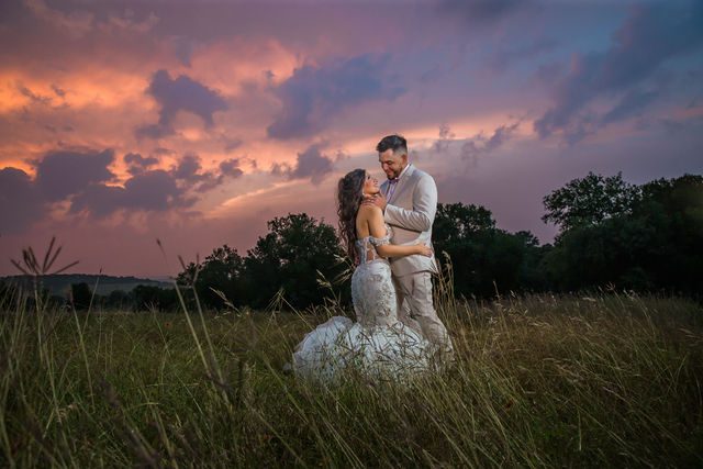 Hollubs wedding at Geronimo Oaks in San Antonio couple at sunset portrait