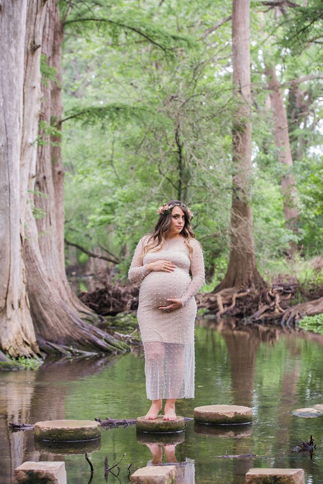 Yoli maternity session at Cibolo Natural Area on the rounds in the water